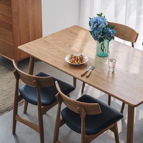 北欧餐桌椅组合现代简约小户型实木饭桌家用长方形原橡木家具优惠券